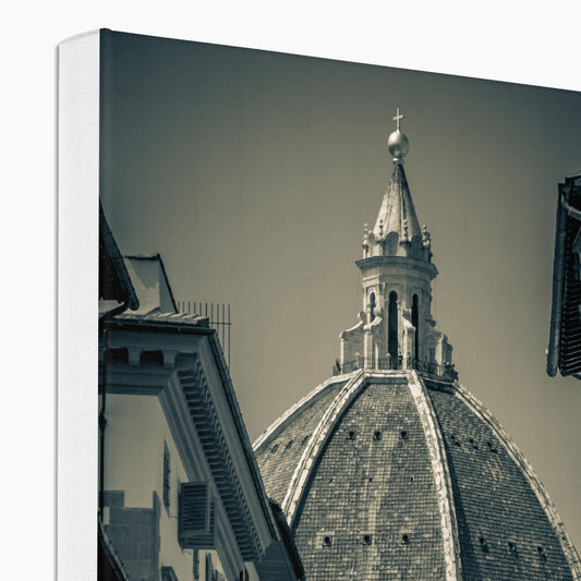 Florence Cathedral ( Duomo ) with dome designed by Filippo Brunelleschi. Italy. Canvas