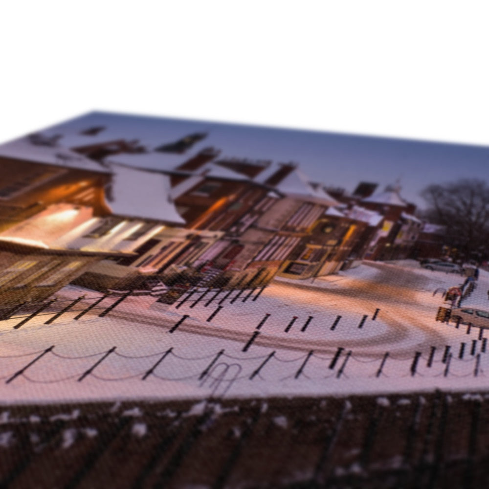 The Kings Arms pub and River Ouse in the snow at dusk, York, UK. Canvas